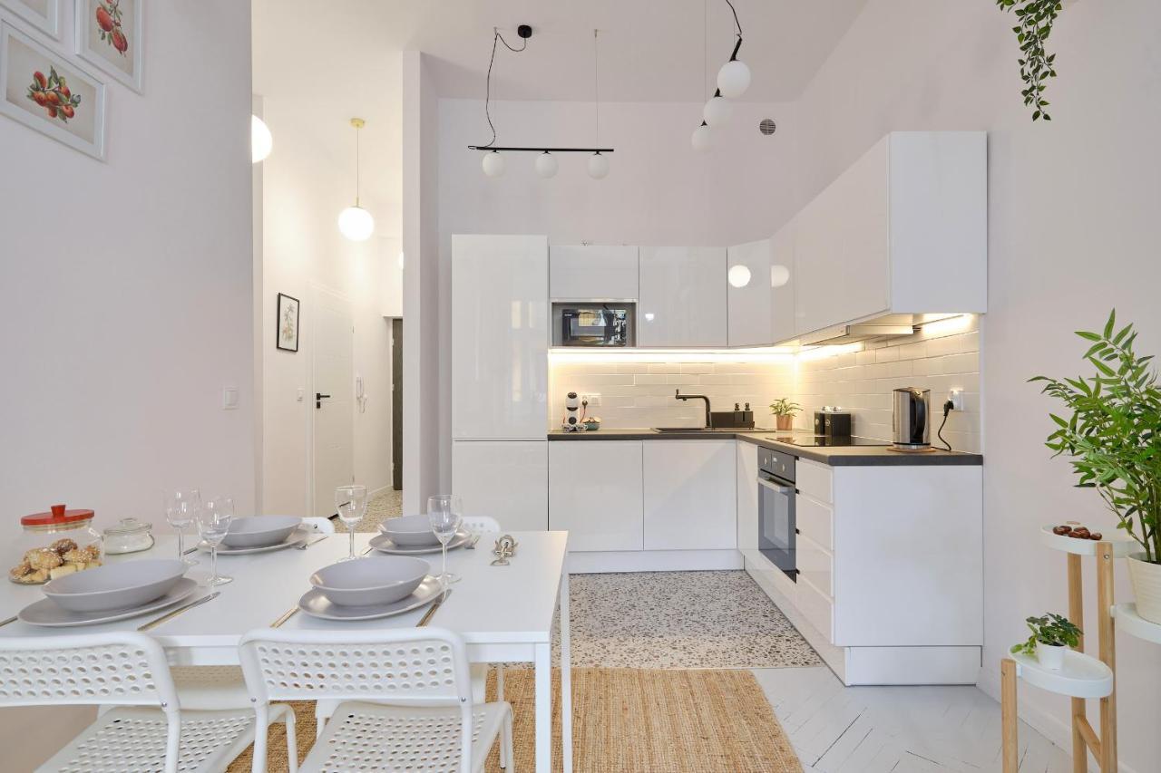 Apartment Plac Ratuszowy 50 - Old Town - 2 Sypialnie I Salon